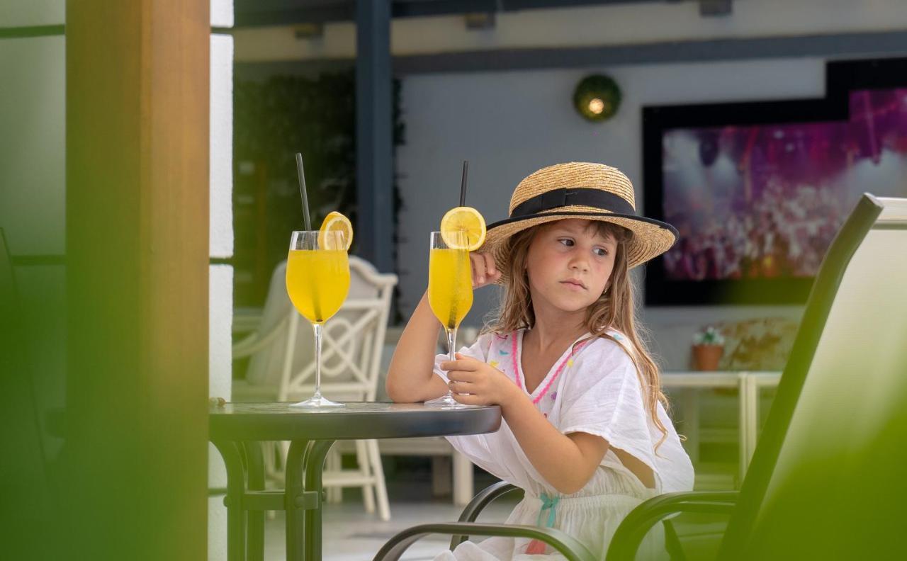 Holiday Park Verse Ulcinj Eksteriør bilde
